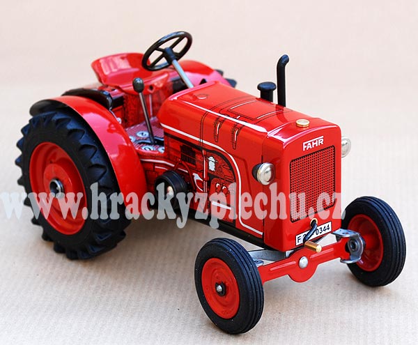 Traktor Fahr F22 - na klíček