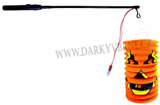 Lampion s hůlkou a světlem na Halloween